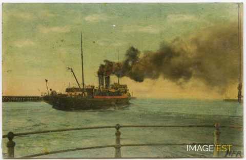 Départ d'un bateau à vapeur (Calais)